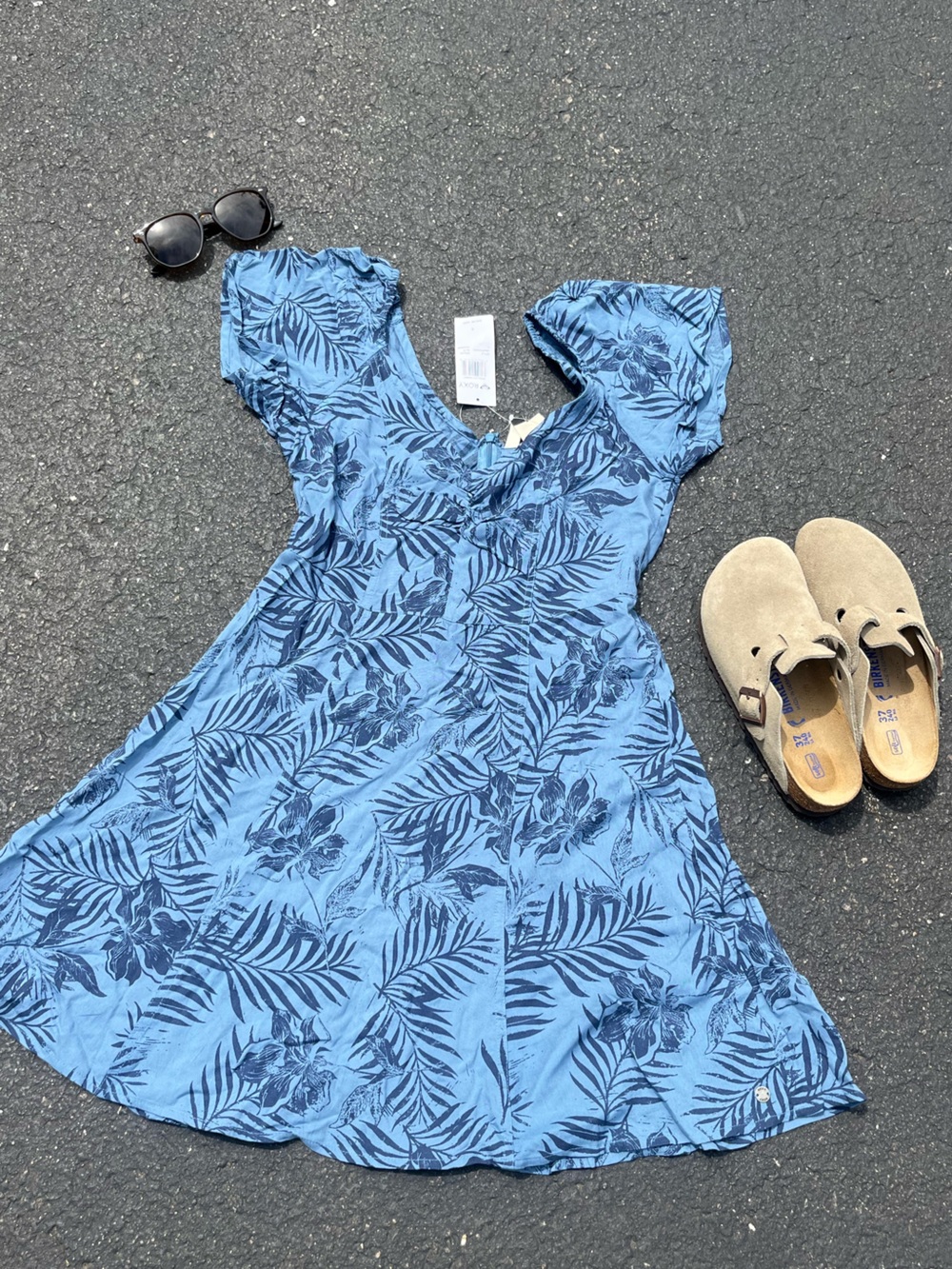 NWT Women’s Roxy Blue Floral Leaf Dress - Size Small